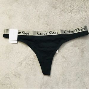 Calvin Klein thong🦋